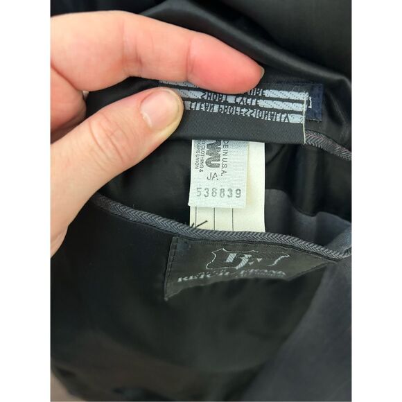 Burberry’s Pure Wool Gray Pinstripe Two-Button Blazer Sz 44R* - Picture 7 of 13